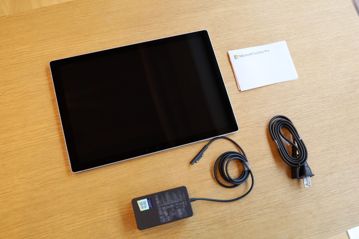Surface Pro 7 付属品多数-